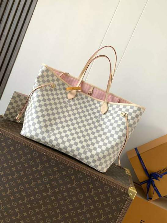 Picture of Louis Vuitton Handbags _SKUfw232395220fw